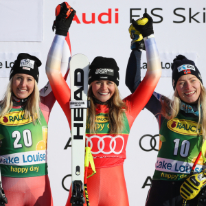 Suter leads Hütter and Mowinckel to triple victory in Lake Louise!