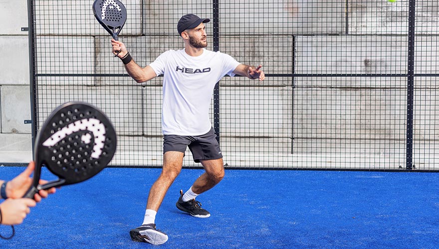 how to hold a padel racquet